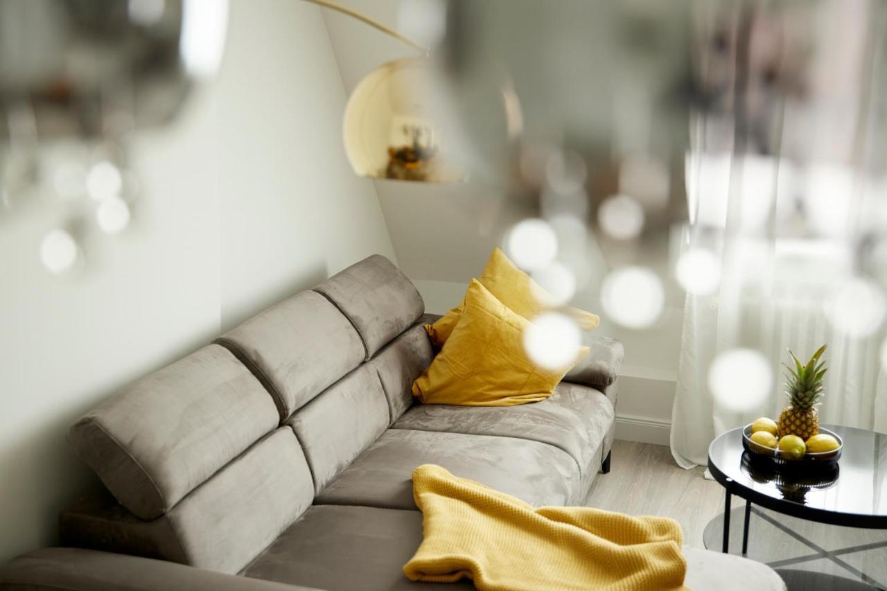 Schlossberg Residences - Xxl-Design-Apartment Mit Schlossblick Fuer Bis Zu 12 Personen Schwetzingen Ngoại thất bức ảnh